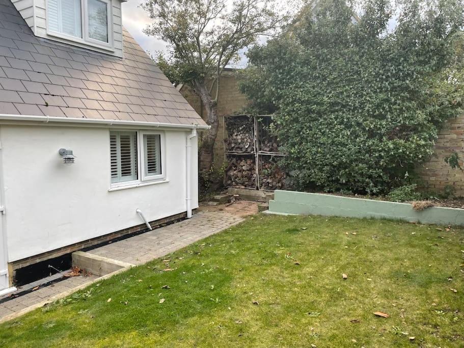 The Bolt Hole Hythe Panoramic Coast And Sea Views Vila Exterior foto