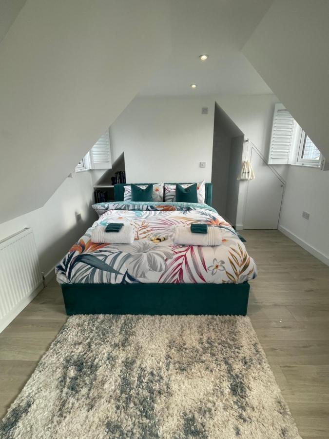 The Bolt Hole Hythe Panoramic Coast And Sea Views Vila Exterior foto