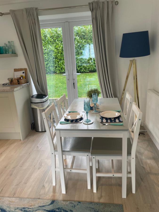 The Bolt Hole Hythe Panoramic Coast And Sea Views Vila Exterior foto
